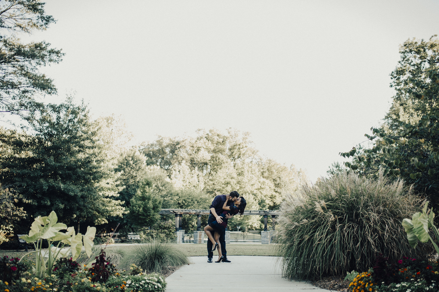 The Beauty of Simple Wedding Cakes