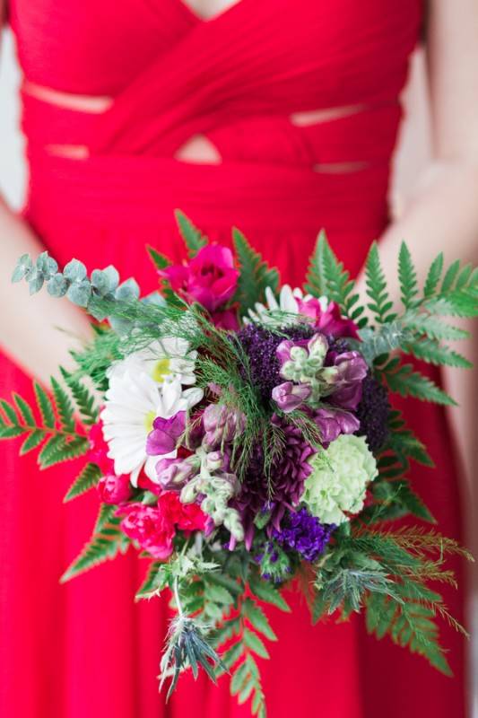 The Beauty of Simple Wedding Cakes